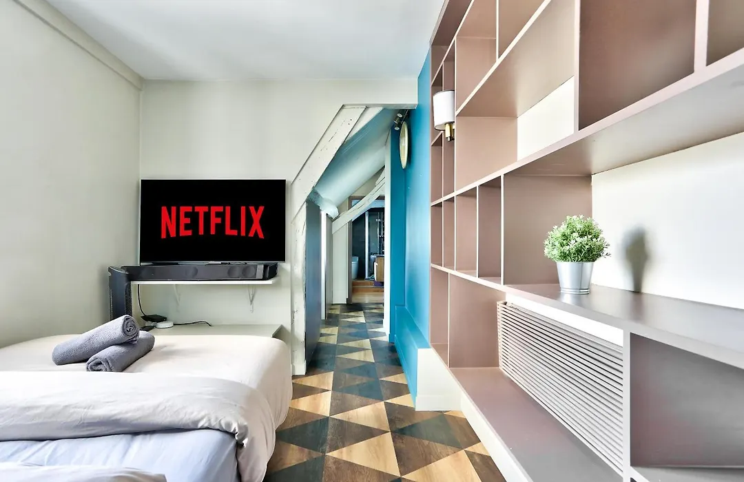 Le Marais Superb Apartment Terrace Paris Free Netflix-1